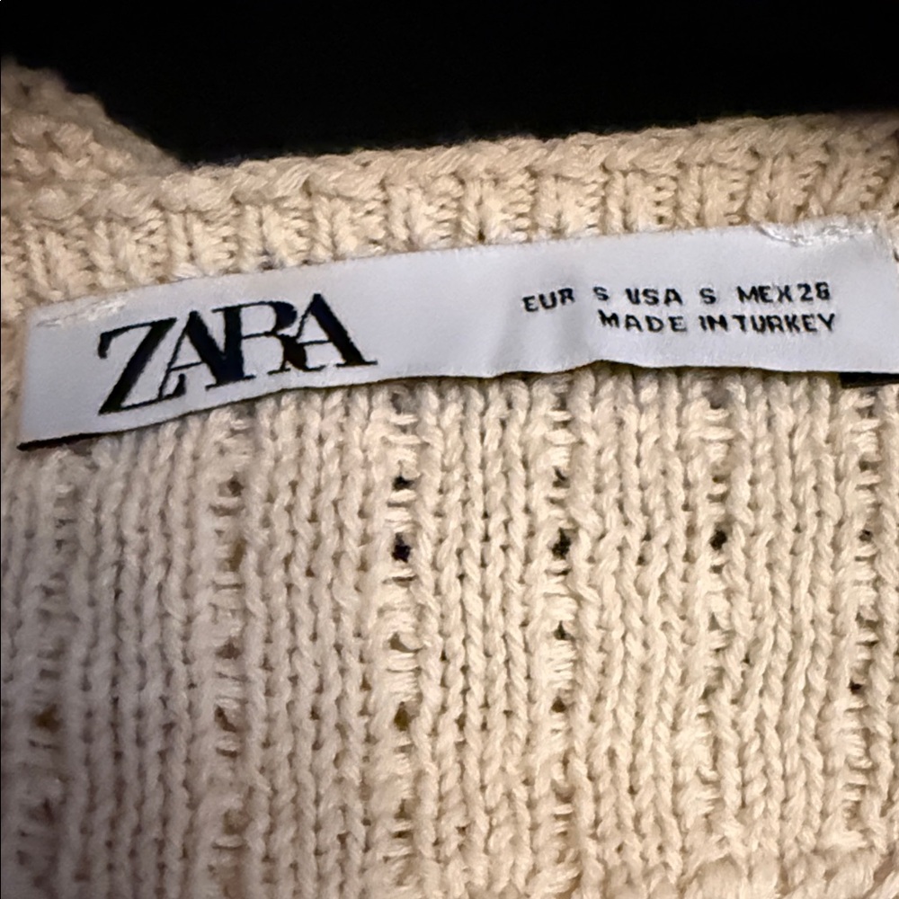 Zara Cream Crochet Halter Top - Picture 3 of 3